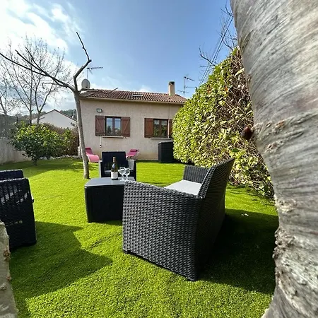 Semesterbostad Individuelle 80 M2 , 400 M De La Mer , 3 , 8 Couchages